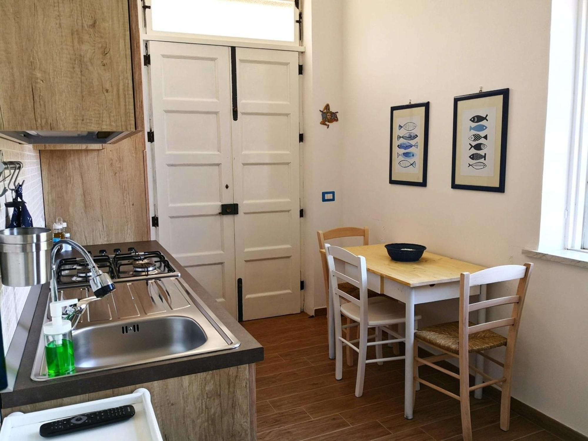 Apartament La Casa Di Aurelio Capo dʼOrlando Zewnętrze zdjęcie